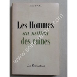 Les Hommes au milieu des...