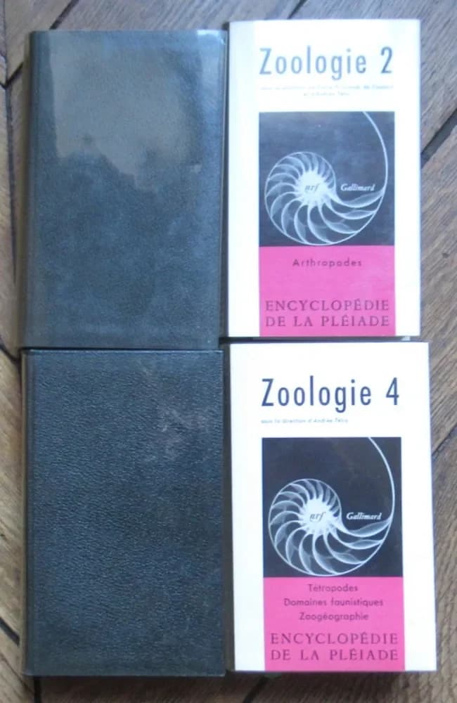Zoologie I - II - III - IV . Pléiade. 4 tomes