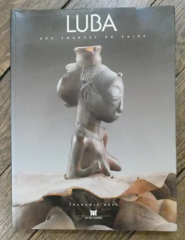 Couverture de LUBA Aux Sources du Zaïre Musée Dapper
